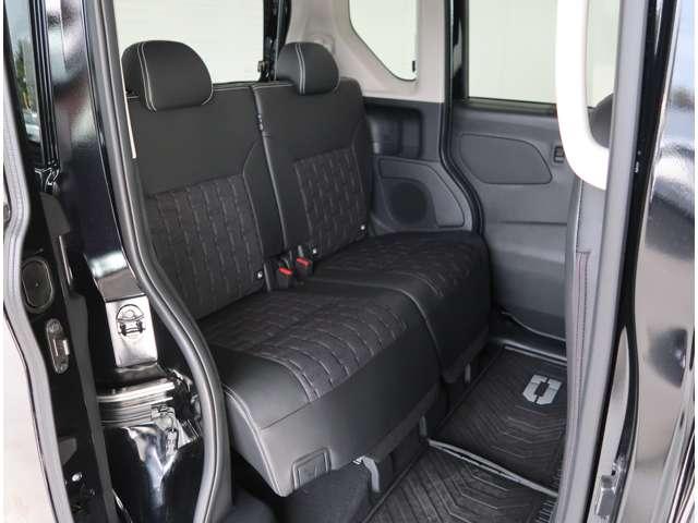 デリカミニ Ｔ　プレミアム　当社社有車ＵＰ　禁煙車　衝突被害軽減ブレー（14枚目）