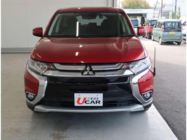 アウトランダー ２０Ｇセーフティパッケージ　ＳＤナビ　フルセグＴＶ　後席モニター　ＥＴＣ（2枚目）