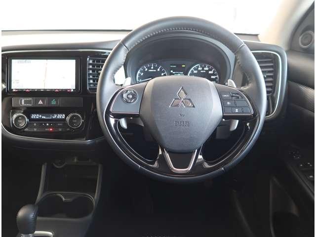 アウトランダー ２０Ｇセーフティパッケージ　ＳＤナビ　フルセグＴＶ　後席モニター　ＥＴＣ（16枚目）