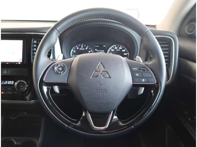 アウトランダー ２０Ｇセーフティパッケージ　ＳＤナビ　フルセグＴＶ　後席モニター　ＥＴＣ（17枚目）