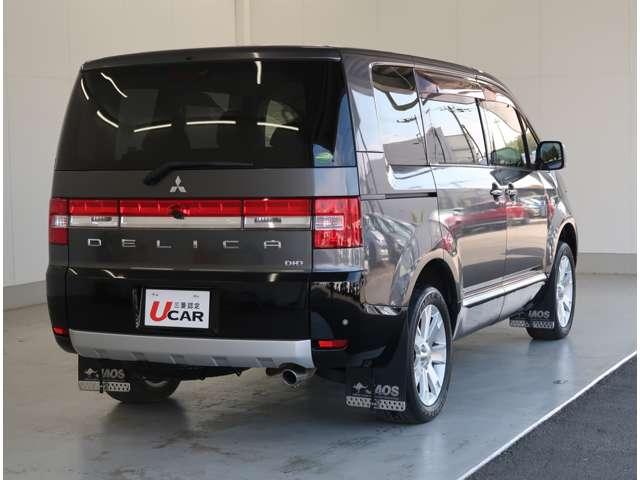 デリカＤ：５ Ｄ　パワーパッケージ　アルパインナビ　フルセグＴＶ　後席モニター（7枚目）