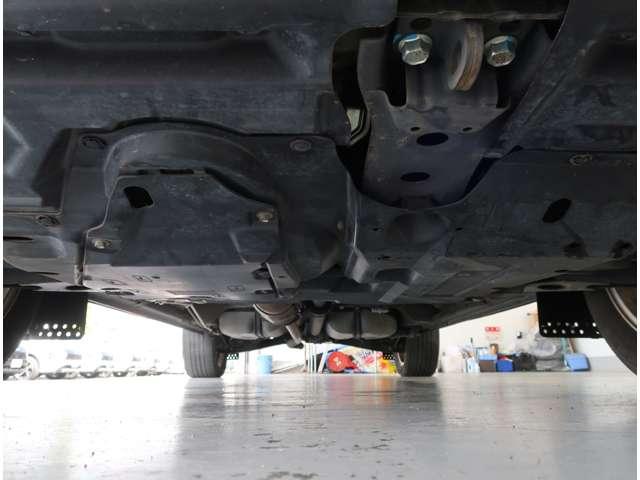 デリカＤ：５ Ｄ　パワーパッケージ　アルパインナビ　フルセグＴＶ　後席モニター（10枚目）