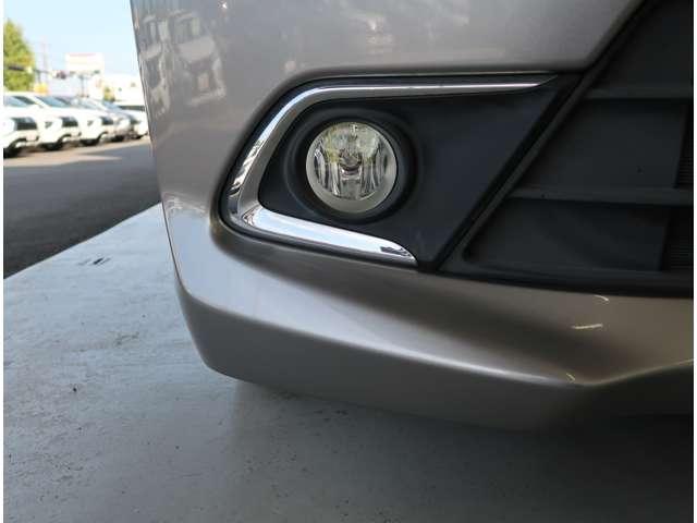 デリカD:2 カスタムハイブリッドMV 4WD SDナビ フルセグTV ETC(12枚目)