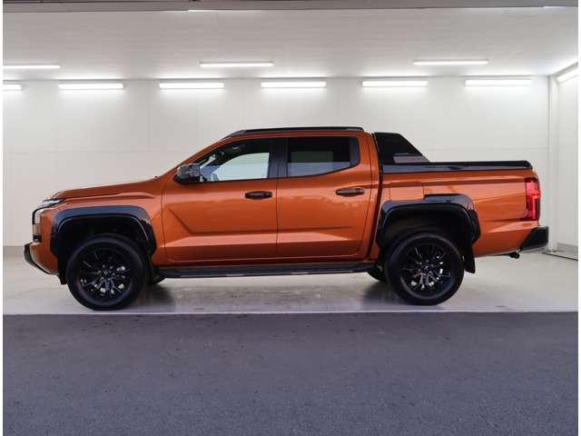 トライトン GSR 5人乗り スマホ連携ナビ フルセグTV(4枚目)