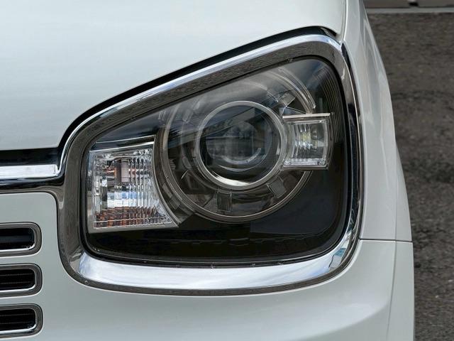 アルトワークス ベースグレード ターボチャージャー ローダウン 15インチアルミホイール クリアランスソナー 頸部衝撃緩和ヘッドレスト ナビ付 盗難防止システム 衝突安全ボディ キーレスエントリー スマートキー(10枚目)