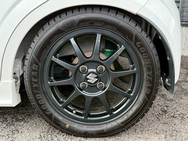 アルトワークス ベースグレード ターボチャージャー ローダウン 15インチアルミホイール クリアランスソナー 頸部衝撃緩和ヘッドレスト ナビ付 盗難防止システム 衝突安全ボディ キーレスエントリー スマートキー(22枚目)