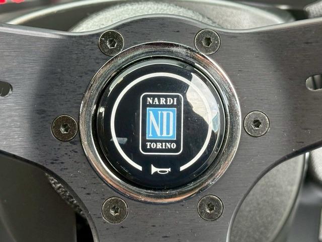 アルトワークス ベースグレード ターボチャージャー ローダウン 15インチアルミホイール クリアランスソナー 頸部衝撃緩和ヘッドレスト ナビ付 盗難防止システム 衝突安全ボディ キーレスエントリー スマートキー(36枚目)