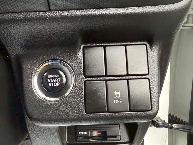 アルトワークス ベースグレード ターボチャージャー ローダウン 15インチアルミホイール クリアランスソナー 頸部衝撃緩和ヘッドレスト ナビ付 盗難防止システム 衝突安全ボディ キーレスエントリー スマートキー(40枚目)