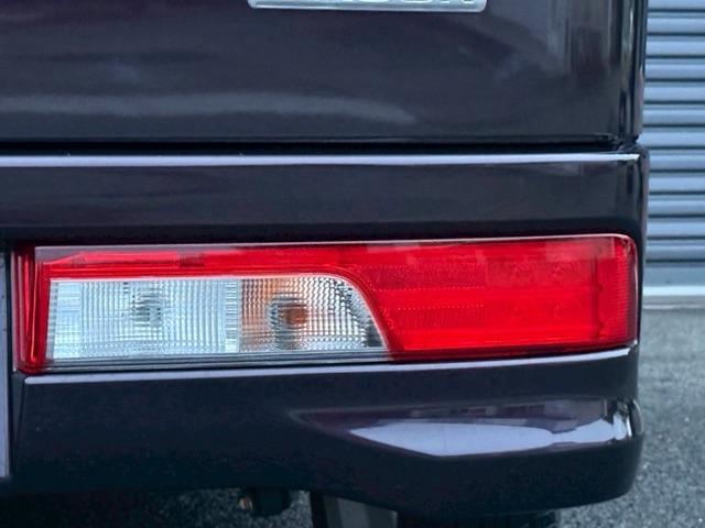 エブリイワゴン ＰＺターボスペシャル　両側パワースライドドア　バックカメラ　クリアランスソナー　１４インチアルミホイール　フルフラットシート　ベンチシート　頸部衝撃緩和ヘッドレスト　衝突被害軽減システム　衝突安全ボディ　盗難防止システム（14枚目）