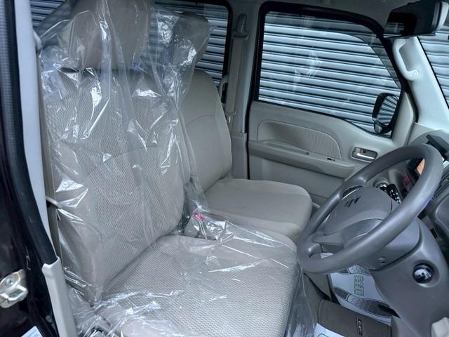 エブリイワゴン ＰＺターボスペシャル　両側パワースライドドア　バックカメラ　クリアランスソナー　１４インチアルミホイール　フルフラットシート　ベンチシート　頸部衝撃緩和ヘッドレスト　衝突被害軽減システム　衝突安全ボディ　盗難防止システム（24枚目）