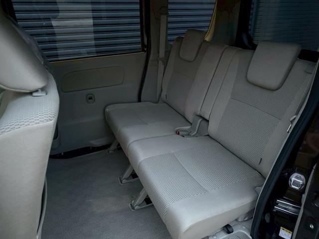 エブリイワゴン ＰＺターボスペシャル　両側パワースライドドア　バックカメラ　クリアランスソナー　１４インチアルミホイール　フルフラットシート　ベンチシート　頸部衝撃緩和ヘッドレスト　衝突被害軽減システム　衝突安全ボディ　盗難防止システム（30枚目）