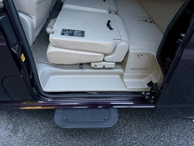 エブリイワゴン ＰＺターボスペシャル　両側パワースライドドア　バックカメラ　クリアランスソナー　１４インチアルミホイール　フルフラットシート　ベンチシート　頸部衝撃緩和ヘッドレスト　衝突被害軽減システム　衝突安全ボディ　盗難防止システム（34枚目）