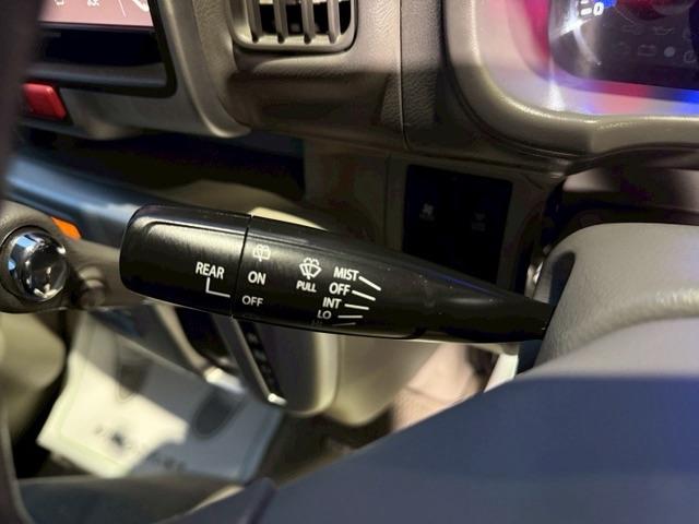 エブリイワゴン ＰＺターボスペシャル　両側パワースライドドア　バックカメラ　クリアランスソナー　１４インチアルミホイール　フルフラットシート　ベンチシート　頸部衝撃緩和ヘッドレスト　衝突被害軽減システム　衝突安全ボディ　盗難防止システム（37枚目）