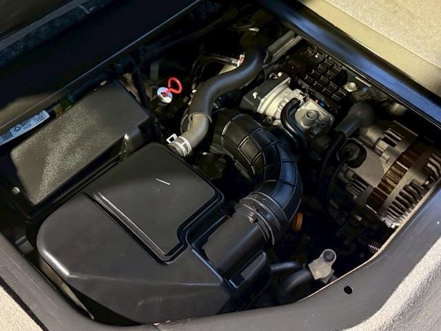 エブリイワゴン ＰＺターボスペシャル　両側パワースライドドア　バックカメラ　クリアランスソナー　１４インチアルミホイール　フルフラットシート　ベンチシート　頸部衝撃緩和ヘッドレスト　衝突被害軽減システム　衝突安全ボディ　盗難防止システム（53枚目）