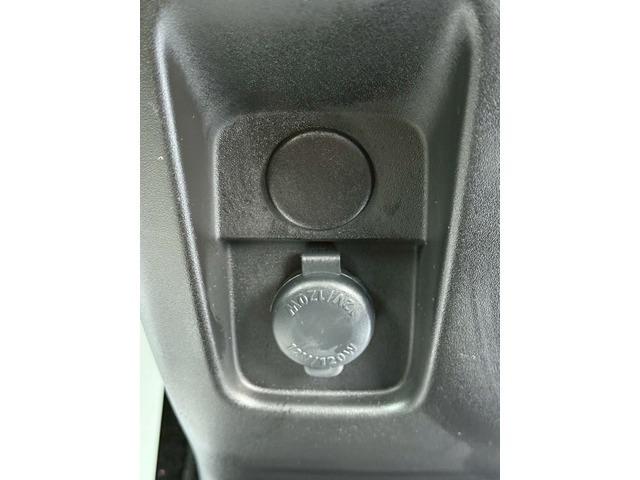 フレアワゴン ハイブリッドＸＧ　バックカメラ　両側スライドドア・片側パワースライドドア　クリアランスソナー　ベンチシート　フルフラットシート　オートライト　オートマチックハイビーム　頸部衝撃緩和ヘッドレスト　衝突被害軽減システム（49枚目）