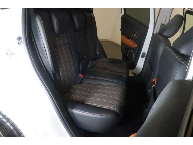 ヴェゼル ハイブリッドＺ　ワンオーナー　禁煙　認定中古車　衝突軽減ブレーキ　ドライブレコーダー　シートヒーター　純正ナビ　バックモニター　フルセグＴＶ　ＣＤ再生　Ｂｌｕｅｔｏｏｔｈ　ＨＤＭＩ　ＥＴＣ　オートライト　パドルシフト（18枚目）