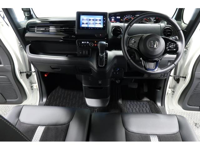 Ｎ－ＢＯＸカスタム Ｌターボ　ワンオーナー　禁煙　認定中古車　衝突軽減ブレーキ　両側電動スライドドア　前後ドラレコ　シートヒーター　バックモニター　純正ナビ　フルセグＴＶ　ＣＤ／ＤＶＤ再生　Ｂｌｕｅｔｏｏｔｈ　ＥＴＣ　半革シート（2枚目）