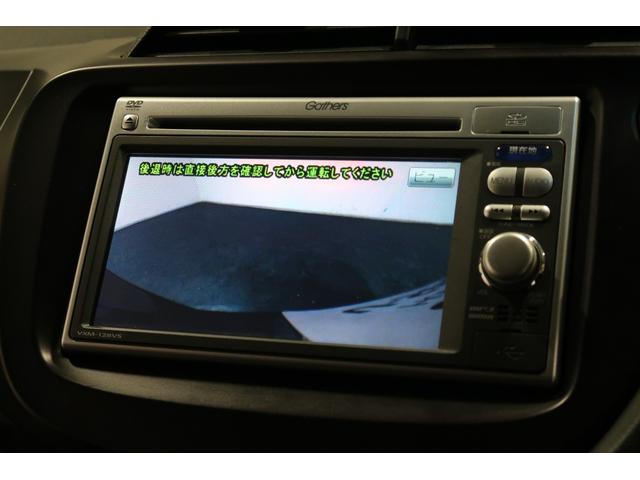 フィット シーズファインスタイル　ワンオーナー　禁煙　認定中古車　３か月保証付き　純正ナビ　バックモニター　ワンセグＴＶ　ＣＤ再生　ＥＴＣ　Ｗエアバッグ　パワーウィンドウ　盗難防止装置　バックカメラ　ＤＶＤ　キーフリー　エアコン（5枚目）