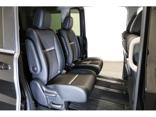 ステップワゴンスパーダ スパーダ・クールスピリットホンダセンシング　ワンオーナー　禁煙　認定中古車　衝突軽減ブレーキ　前後ドライブレコーダー　両側電動スライドドア　後席モニター　シートヒーター　純正１０インチナビ　バックモニター　フルセグＴＶ　ＣＤ／ＤＶＤ再生　ＥＴＣ（28枚目）