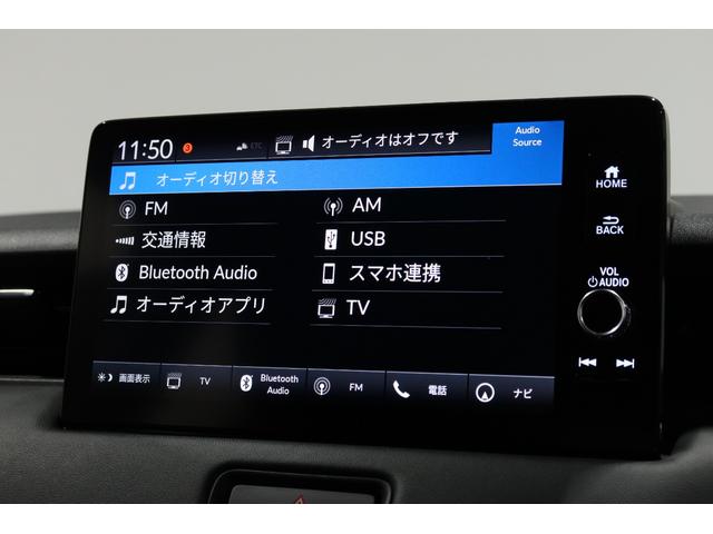 ヴェゼル ｅ：ＨＥＶＺ　ワンオーナー　禁煙　認定中古車　衝突軽減ブレーキ　前後ドラレコ　全周囲カメラ　シートヒーター　ハンドルヒーター　プレミアムオーディオ　ワイヤレス充電　フルセグＴＶ　コネクトディスプレイ　ＥＴＣ２．０（6枚目）