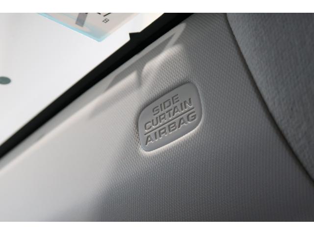 ヴェゼル ｅ：ＨＥＶＺ　ワンオーナー　禁煙　認定中古車　衝突軽減ブレーキ　前後ドラレコ　全周囲カメラ　シートヒーター　ハンドルヒーター　プレミアムオーディオ　ワイヤレス充電　フルセグＴＶ　コネクトディスプレイ　ＥＴＣ２．０（20枚目）