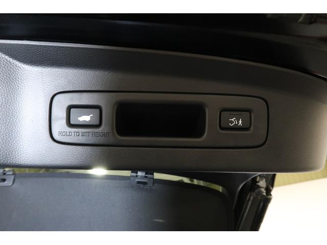 ヴェゼル ｅ：ＨＥＶＺ　ワンオーナー　禁煙　認定中古車　衝突軽減ブレーキ　前後ドラレコ　全周囲カメラ　シートヒーター　ハンドルヒーター　プレミアムオーディオ　ワイヤレス充電　フルセグＴＶ　コネクトディスプレイ　ＥＴＣ２．０（21枚目）