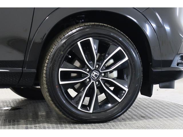 ヴェゼル ｅ：ＨＥＶＺ　ワンオーナー　禁煙　認定中古車　衝突軽減ブレーキ　前後ドラレコ　全周囲カメラ　シートヒーター　ハンドルヒーター　プレミアムオーディオ　ワイヤレス充電　フルセグＴＶ　コネクトディスプレイ　ＥＴＣ２．０（27枚目）