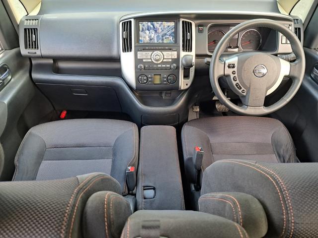 セレナ ハイウェイスター Vセレクション HDDナビ フルセグ Bluetooth フリップDモニ F&Rスポ 両Pスラ HID ETC(11枚目)