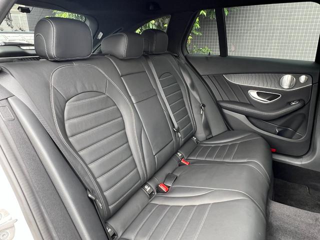 Ｃクラスステーションワゴン Ｃ２００ステーションワゴンアバンギャルドＡＭＧライン　レザーエクスクルーシブＰ／レーダーセーフティＰ／ＡＭＧスタイリングＰ／エアバランスＰ／ＡＭＧ１８アルミ／Ｂｕｒｍｅｓｔｅｒサウンド／本革／シートヒーター／ヘッドアップディスプレイ／前後ドラレコ（15枚目）