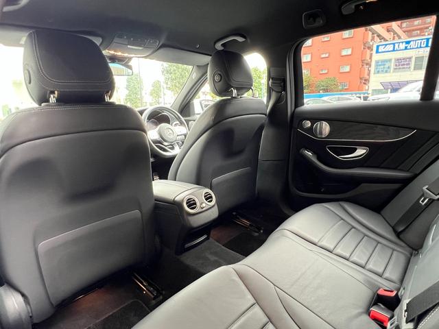 Ｃクラスステーションワゴン Ｃ２００ステーションワゴンアバンギャルドＡＭＧライン　レザーエクスクルーシブＰ／レーダーセーフティＰ／ＡＭＧスタイリングＰ／エアバランスＰ／ＡＭＧ１８アルミ／Ｂｕｒｍｅｓｔｅｒサウンド／本革／シートヒーター／ヘッドアップディスプレイ／前後ドラレコ（17枚目）