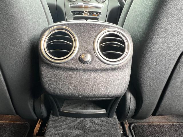 Ｃクラスステーションワゴン Ｃ２００ステーションワゴンアバンギャルドＡＭＧライン　レザーエクスクルーシブＰ／レーダーセーフティＰ／ＡＭＧスタイリングＰ／エアバランスＰ／ＡＭＧ１８アルミ／Ｂｕｒｍｅｓｔｅｒサウンド／本革／シートヒーター／ヘッドアップディスプレイ／前後ドラレコ（40枚目）