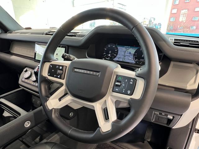 ディフェンダー カウンティエクステリアパックキュレテッドフォジャパン　限定１００台！　コントラストルーフ・テールドア　カウンティエクステリアＰ　コールドクライメートＰ　エアサスペンションＰ　２０インチスタイル９０１３ホイール（グロスホワイトフィニッシュ）（21枚目）