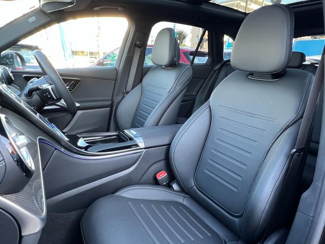 ＧＬＣ ＧＬＣ２２０ｄ　４マチック　コア　ＡＭＧラインＰ　パノラミックルーフ／ＭＢＵＸＡＲナビＴＶ／３６０°カメラ／スポーツシート／シートヒーター／レーダーセーフティＰ／ＡＭＧ２０アルミ／スポーティエンジンサウンド／指紋認証機能／オートテールゲート（16枚目）
