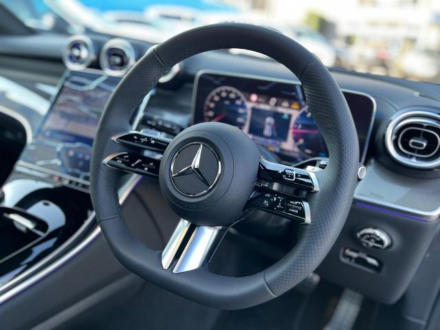 ＧＬＣ ＧＬＣ２２０ｄ　４マチック　コア　ＡＭＧラインＰ　パノラミックルーフ／ＭＢＵＸＡＲナビＴＶ／３６０°カメラ／スポーツシート／シートヒーター／レーダーセーフティＰ／ＡＭＧ２０アルミ／スポーティエンジンサウンド／指紋認証機能／オートテールゲート（26枚目）