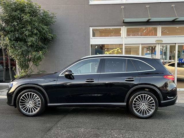 ＧＬＣ ＧＬＣ２２０ｄ　４マチック　コア　ＡＭＧラインＰ　パノラミックルーフ／ＭＢＵＸＡＲナビＴＶ／３６０°カメラ／スポーツシート／シートヒーター／レーダーセーフティＰ／ＡＭＧ２０アルミ／スポーティエンジンサウンド／指紋認証機能／オートテールゲート（8枚目）