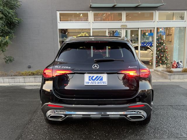 ＧＬＣ ＧＬＣ２２０ｄ　４マチック　コア　ＡＭＧラインＰ　パノラミックルーフ／ＭＢＵＸＡＲナビＴＶ／３６０°カメラ／スポーツシート／シートヒーター／レーダーセーフティＰ／ＡＭＧ２０アルミ／スポーティエンジンサウンド／指紋認証機能／オートテールゲート（11枚目）