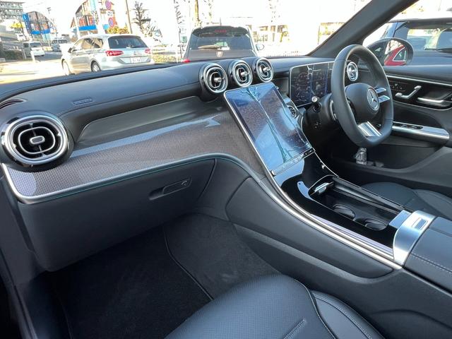 ＧＬＣ ＧＬＣ２２０ｄ　４マチック　コア　ＡＭＧラインＰ　パノラミックルーフ／ＭＢＵＸＡＲナビＴＶ／３６０°カメラ／スポーツシート／シートヒーター／レーダーセーフティＰ／ＡＭＧ２０アルミ／スポーティエンジンサウンド／指紋認証機能／オートテールゲート（14枚目）