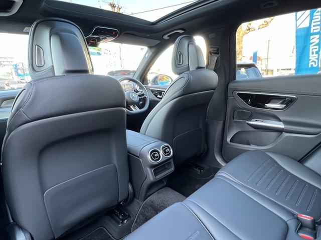 ＧＬＣ ＧＬＣ２２０ｄ　４マチック　コア　ＡＭＧラインＰ　パノラミックルーフ／ＭＢＵＸＡＲナビＴＶ／３６０°カメラ／スポーツシート／シートヒーター／レーダーセーフティＰ／ＡＭＧ２０アルミ／スポーティエンジンサウンド／指紋認証機能／オートテールゲート（19枚目）