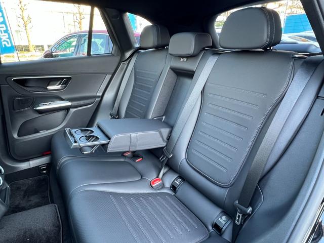 ＧＬＣ ＧＬＣ２２０ｄ　４マチック　コア　ＡＭＧラインＰ　パノラミックルーフ／ＭＢＵＸＡＲナビＴＶ／３６０°カメラ／スポーツシート／シートヒーター／レーダーセーフティＰ／ＡＭＧ２０アルミ／スポーティエンジンサウンド／指紋認証機能／オートテールゲート（20枚目）