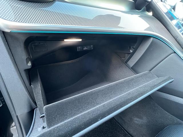 ＧＬＣ ＧＬＣ２２０ｄ　４マチック　コア　ＡＭＧラインＰ　パノラミックルーフ／ＭＢＵＸＡＲナビＴＶ／３６０°カメラ／スポーツシート／シートヒーター／レーダーセーフティＰ／ＡＭＧ２０アルミ／スポーティエンジンサウンド／指紋認証機能／オートテールゲート（40枚目）