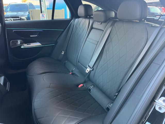 Eクラスステーションワゴン E220dステションワゴンアバギャルドAMGラインP レザーエクスクルーシブP/アドバンスドP/デジタルインテリアP/MBUXARナビTV/360°カメラ/MBUXスーパースクリーン/ヘッドアップディスプレイ/Burmester4Dサウンド(18枚目)