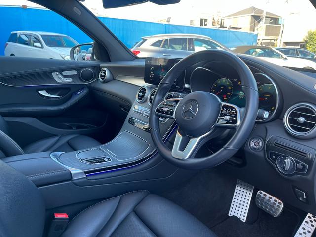 ＧＬＣ ＧＬＣ２２０ｄ　４マチック　クーペスポーツラインＥＤ　ガラススライディングルーフ／ＡＭＧスタイリングＰ／ＡＭＧ２１アルミ／ＭＢＵＸナビＴＶ／３６０°カメラ／エアバランスＰ／レーダーセーフティＰ（5枚目）