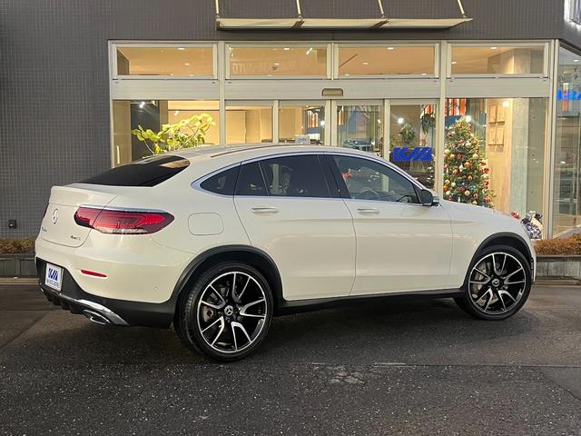 ＧＬＣ ＧＬＣ２２０ｄ　４マチック　クーペスポーツラインＥＤ　ガラススライディングルーフ／ＡＭＧスタイリングＰ／ＡＭＧ２１アルミ／ＭＢＵＸナビＴＶ／３６０°カメラ／エアバランスＰ／レーダーセーフティＰ（10枚目）