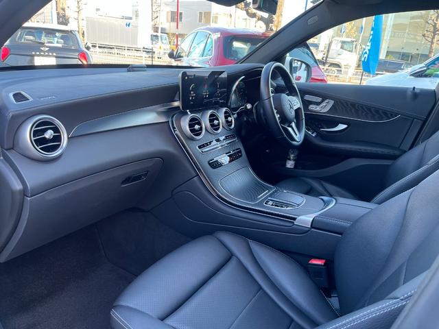 ＧＬＣ ＧＬＣ２２０ｄ　４マチック　クーペスポーツラインＥＤ　ガラススライディングルーフ／ＡＭＧスタイリングＰ／ＡＭＧ２１アルミ／ＭＢＵＸナビＴＶ／３６０°カメラ／エアバランスＰ／レーダーセーフティＰ（12枚目）