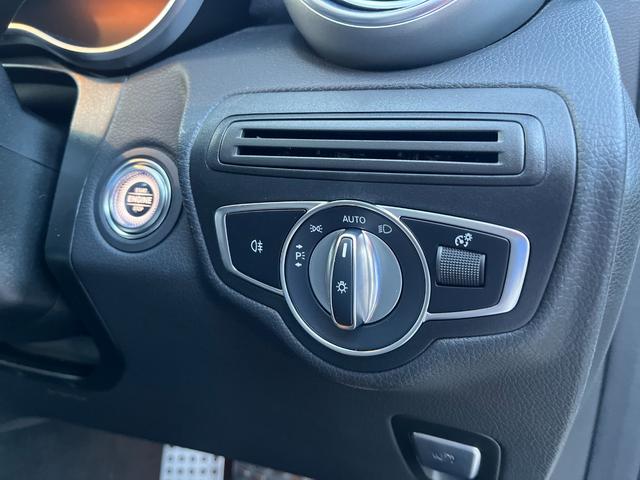 ＧＬＣ ＧＬＣ２２０ｄ　４マチック　クーペスポーツラインＥＤ　ガラススライディングルーフ／ＡＭＧスタイリングＰ／ＡＭＧ２１アルミ／ＭＢＵＸナビＴＶ／３６０°カメラ／エアバランスＰ／レーダーセーフティＰ（18枚目）