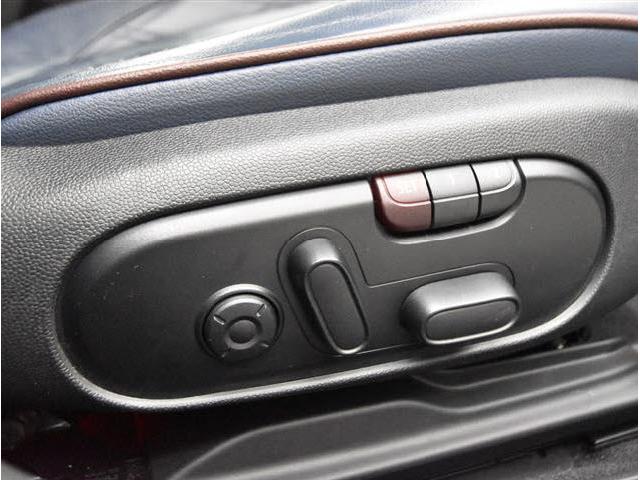クーパーSD クラブマン ワンオーナー禁煙車 レザーチェスターシート ペッパー&カメラパッケージ(30枚目)