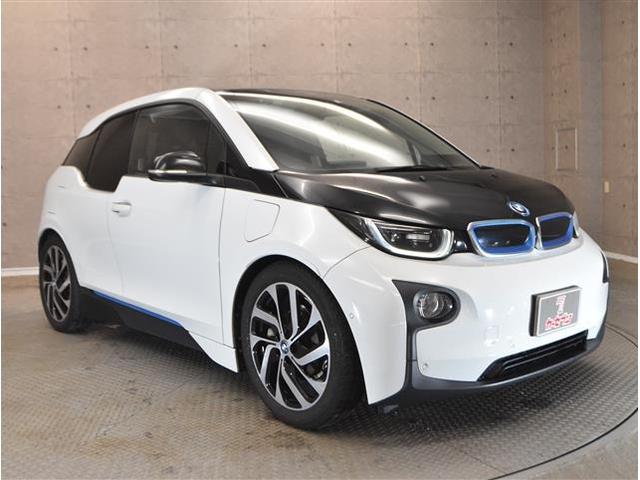 ｉ３ アトリエ　レンジ・エクステンダー装備車　９４ＡＨバッテリー搭載　シートヒーター　純正ＨＤＤナビ　バックカメラ　ミュージックサーバー　ブルートゥースオーディオ　ＵＳＢ接続（12枚目）