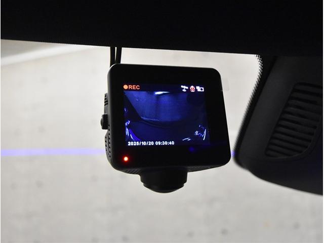Ｃクラス Ｃ１８０アバンギャルド　ＡＭＧライン　当社買取ダイレクト販売車　ベーシックＰＫＧ　禁煙　純正ナビ　全方位カメラ　レーダーセーフティー　純正１８インチアルミ　前席メモリー機能付きパワーシート＆シートヒーター　前後ドライブレコーダー（50枚目）