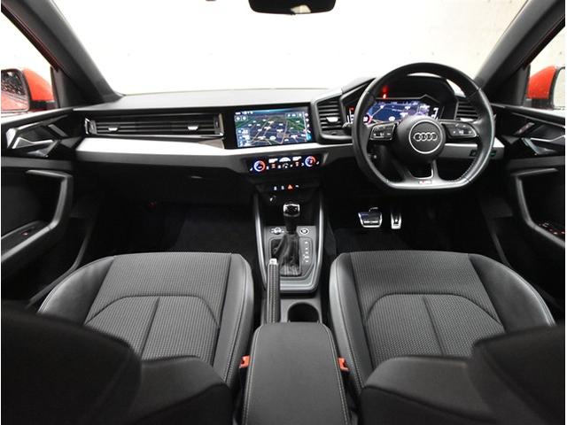 Ａ１スポーツバック ２５ＴＦＳＩ　Ｓライン　アダクティブクルーズコントロール　衝突軽減ブレーキ　ブラインドスポットモニター　ドライブレコーダーＬＥＤヘッドライト　ブラックルーフ（8枚目）
