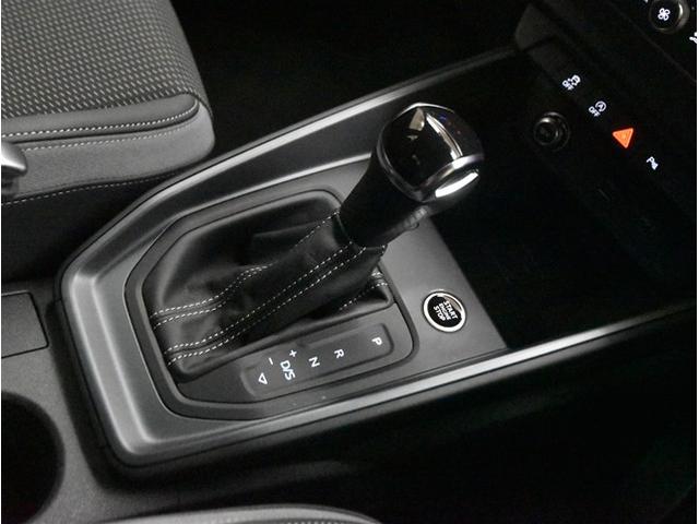 Ａ１スポーツバック ２５ＴＦＳＩ　Ｓライン　アダクティブクルーズコントロール　衝突軽減ブレーキ　ブラインドスポットモニター　ドライブレコーダーＬＥＤヘッドライト　ブラックルーフ（34枚目）